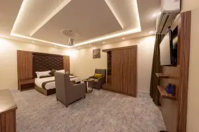 Al Qasr Hotel Suites - Al Minsk Hotele w: 