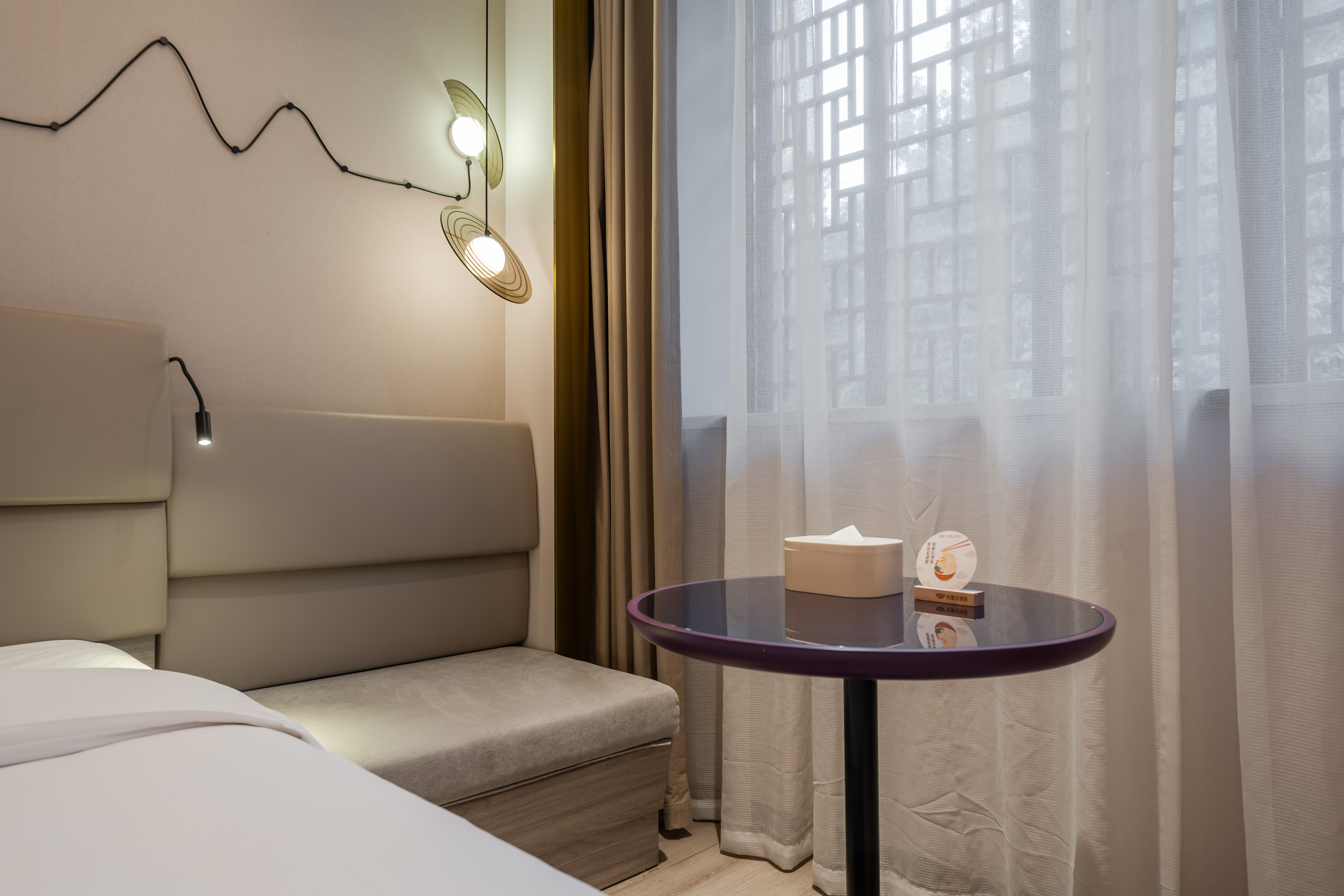 高级双床房（智能投屏+徕芬吹风机）