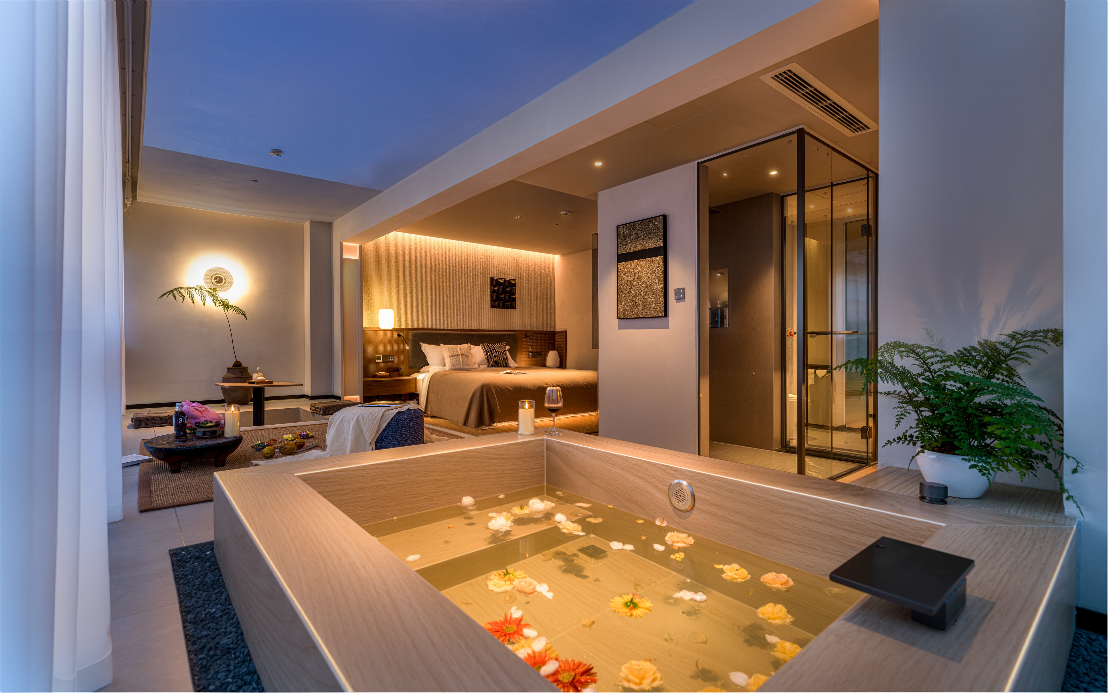 晨露山景私汤豪华大床房（影幕观山）