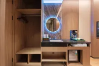 Datong Kingjoy Collection Hideaway Cloud Hotel (Datong Ancient City Branch)