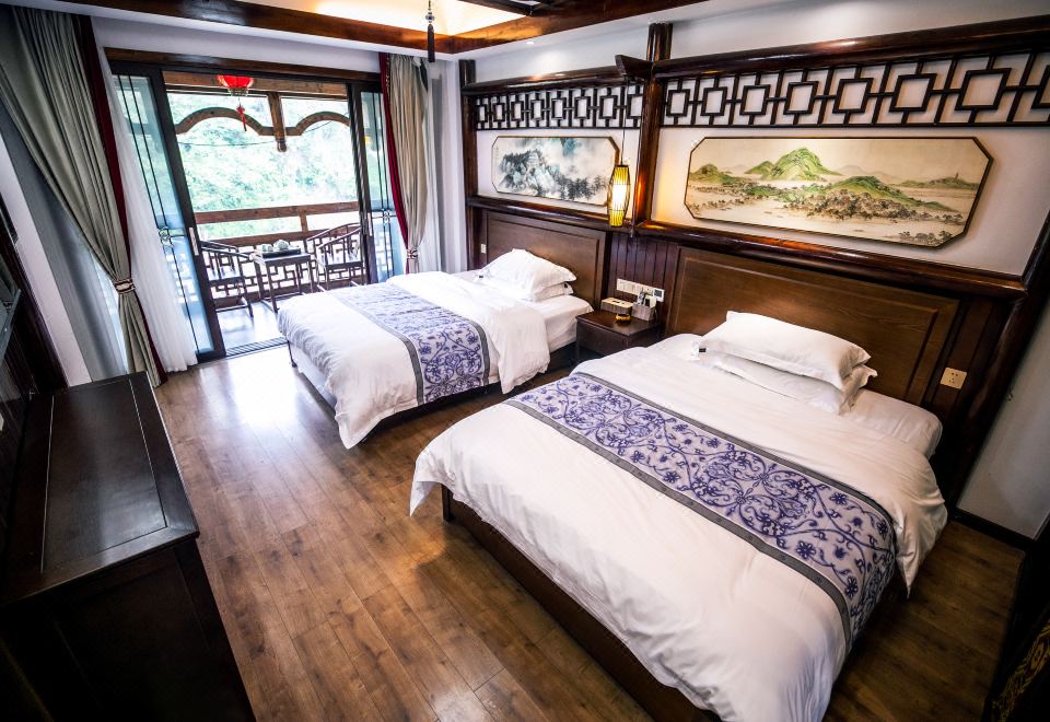 Furong Town Shuiyunxuan Inn (Furong Town Scenic Area)Guestroom - Near River (2 beds)