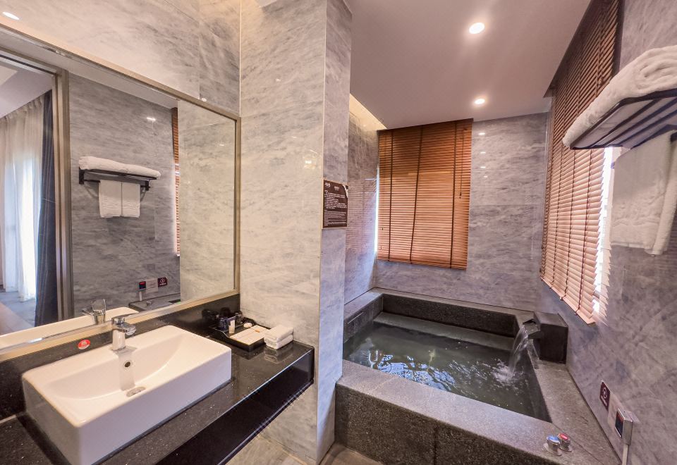 联排美墅小泡池双床房