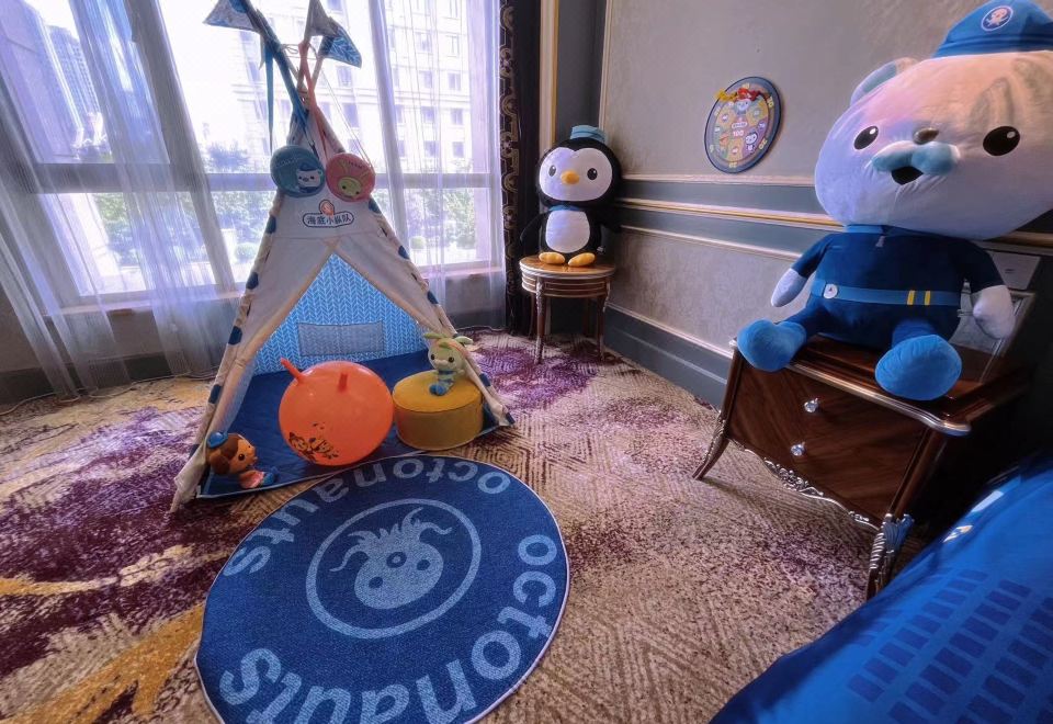 海底小纵队亲子房