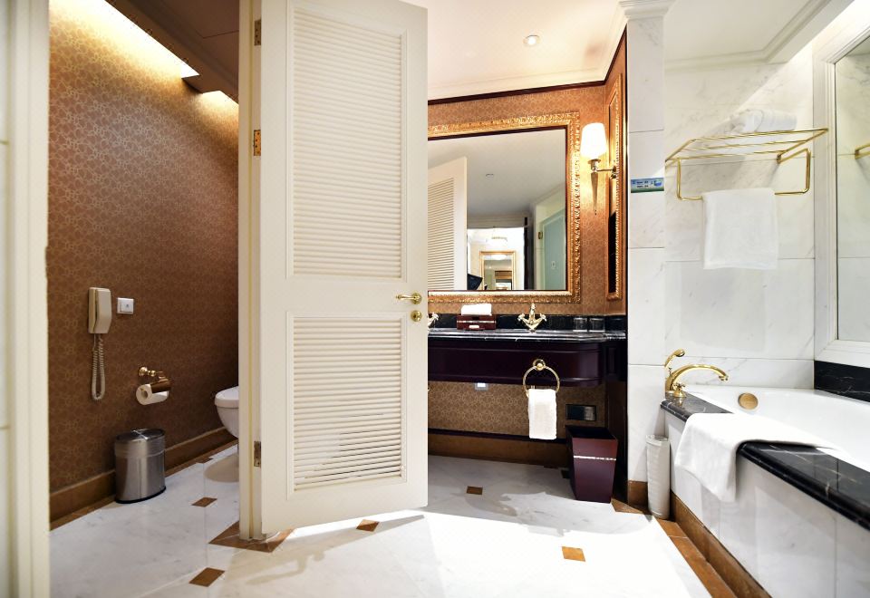 行政商務大床房