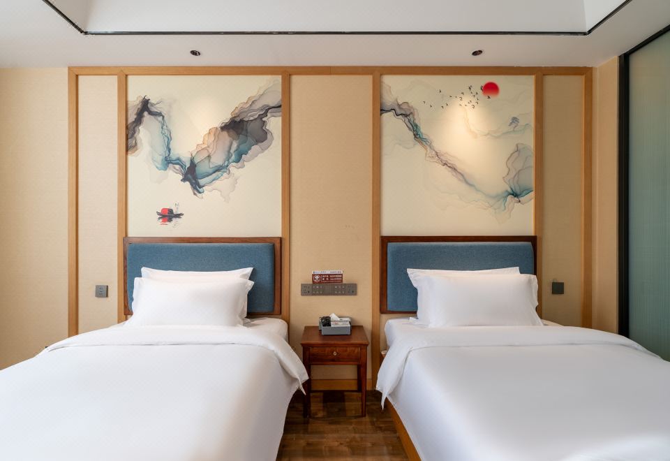 Comfy Sleep Twin Room (Smart Guest Control + Fridge + Pure Cotton Bedding)