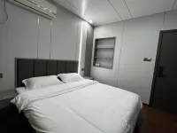 818 hotels