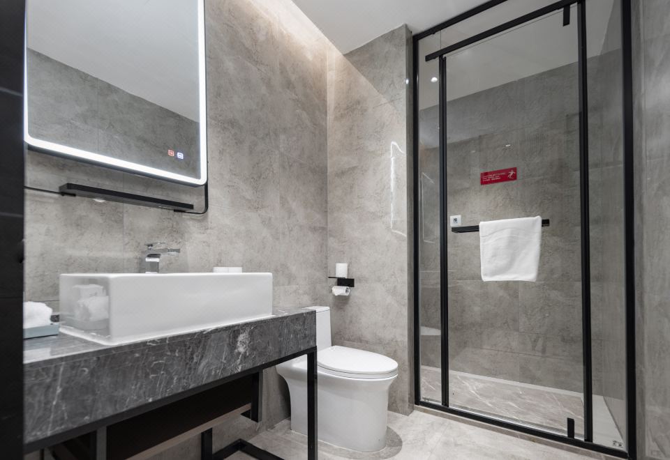 智能高級大床房（小樂智能客控+雅蘭總統床墊+酣暢甜睡）