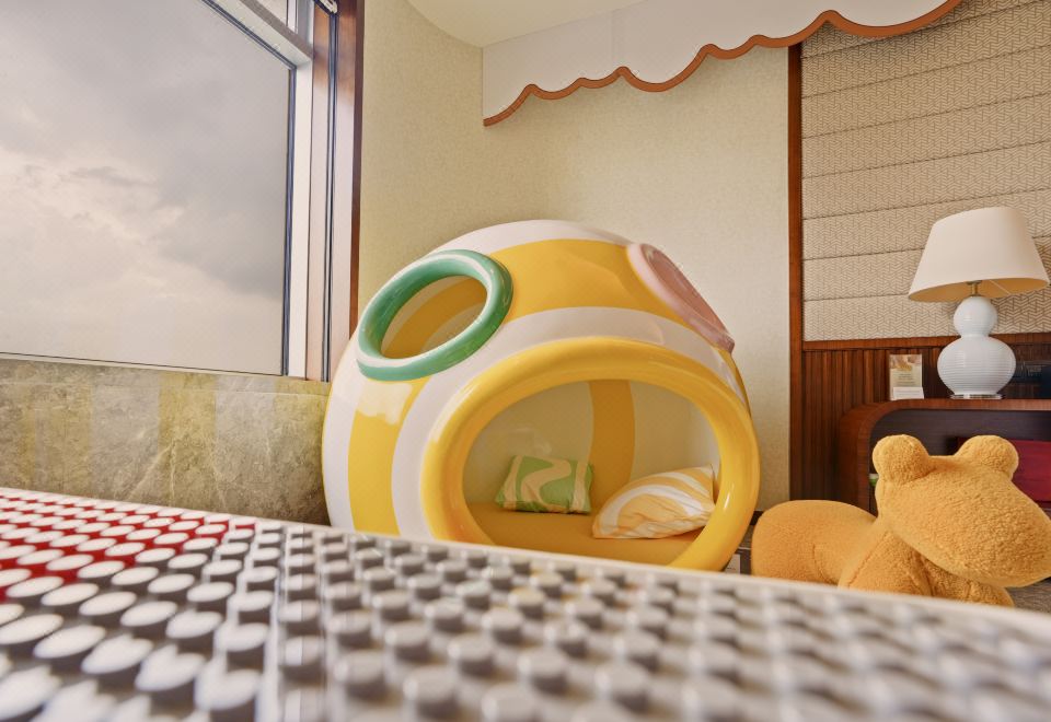 糖果飞屋豪华湖景大床房（乐高墙丨俏皮鱼嘴）