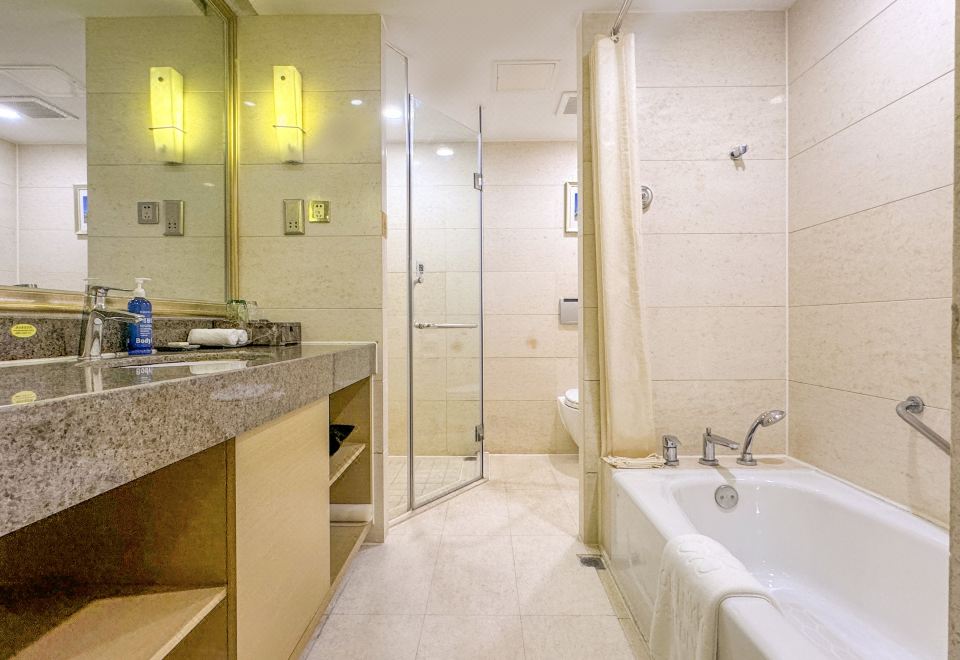 臻享·超大豪華雙床間（舒闊空間,德國GROHE花灑）