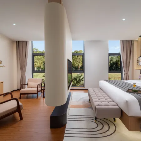 Rose Bowl Hotel