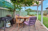 Coal d' Vine Entertainer - Cessnock NSW