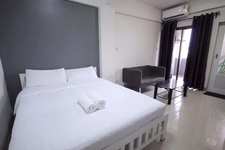 ห้องสแตนดาร์ด เตียงใหญ่ 1 เตียง