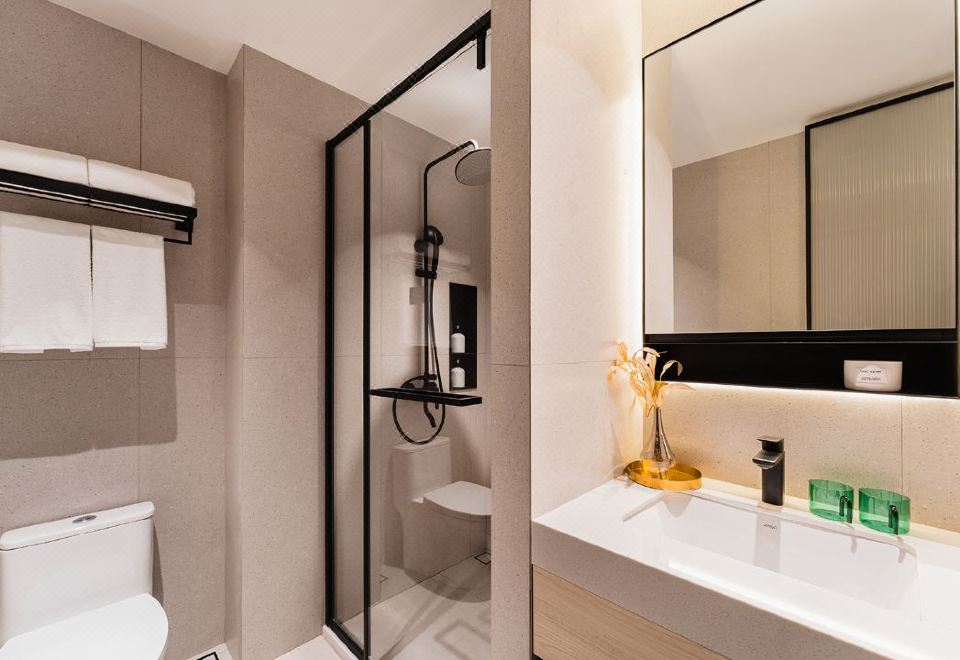 baseLITE-CHANGLIN Serviced ApartmentStandard 1-bedroom Suite (with Kitchen Washing Machine)