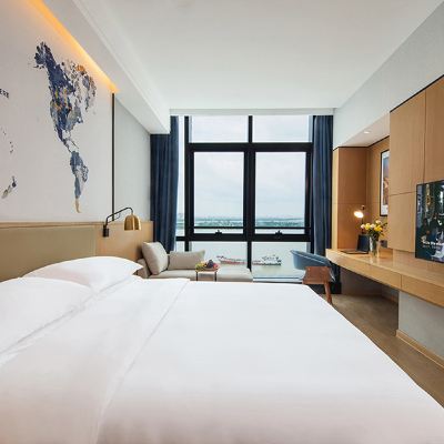榮享景觀大床房（晨昏觀景+零壓床墊+安眠記憶枕） 凱里亞德飯店（廣州中鐵隧道局總部店）優惠