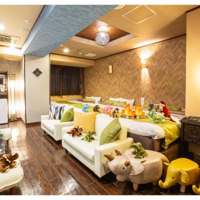 ファミリールーム – 3ダブルベット ホテルバリアンリゾート千葉中央店 - 大人専用 クーポン