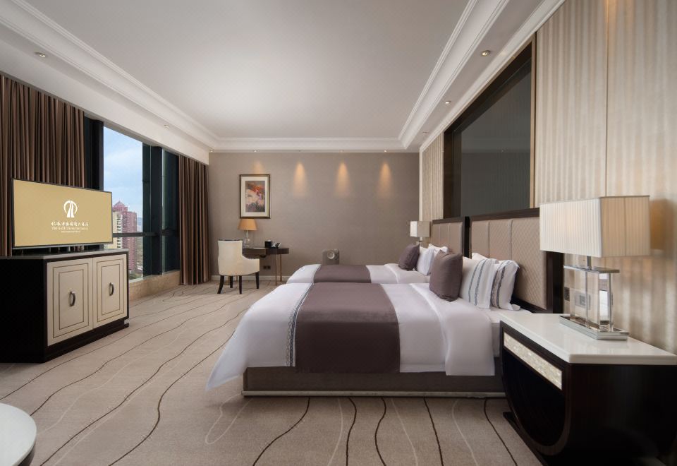 尊尚豪華雙床房-全景落地窗-超大浴室-深泡浴缸