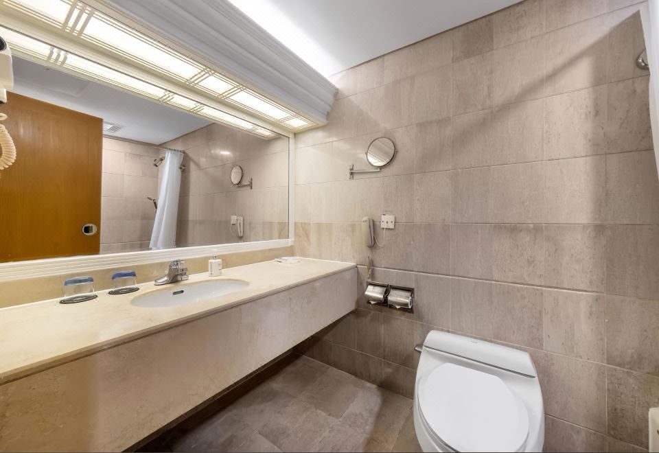 豪华城市花灯大床房