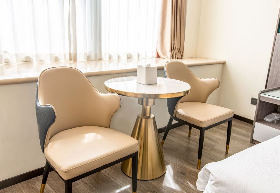 行政雅致大床房