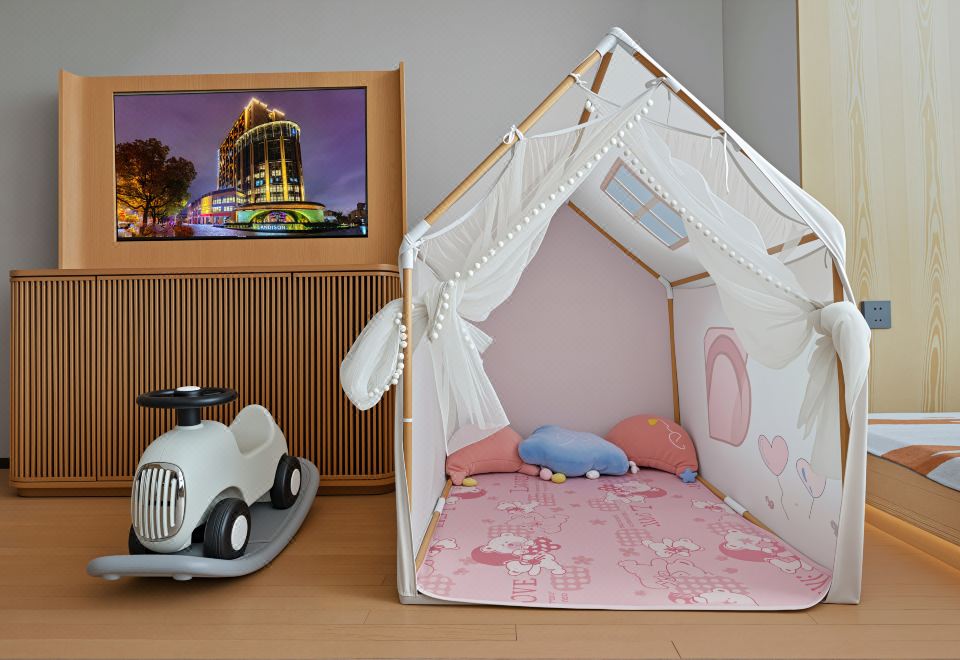 Landison Lanli Hotel HangzhouChildlike Parent-child Room B