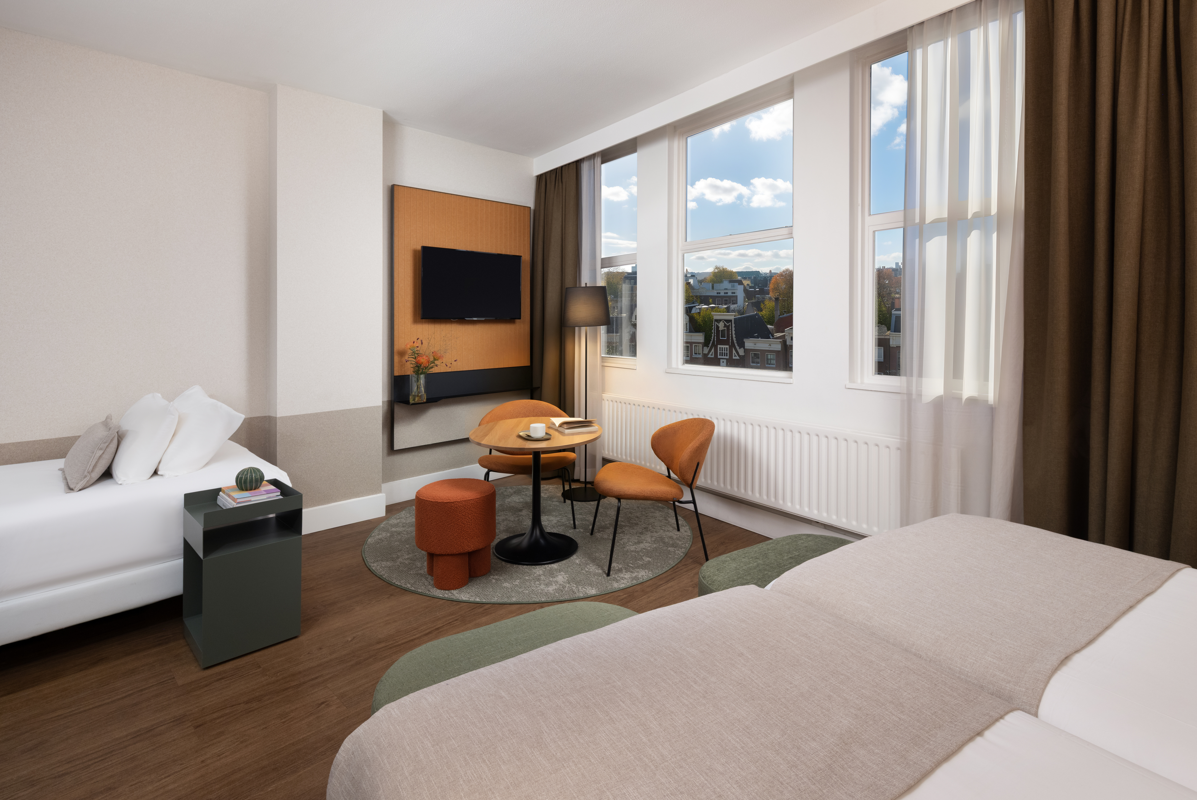 标准新式三人城景房