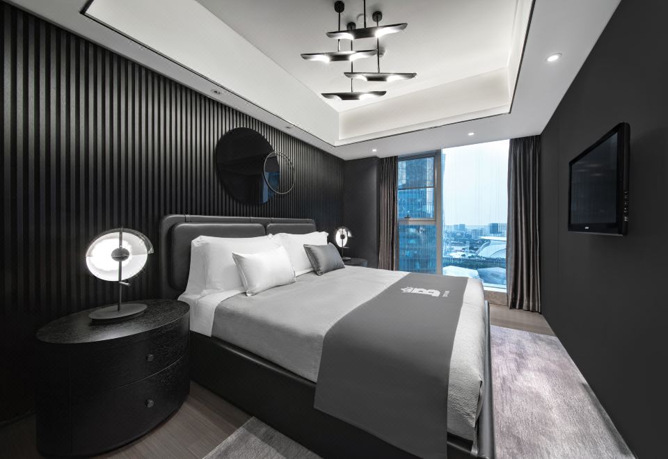 三房行政公寓套房