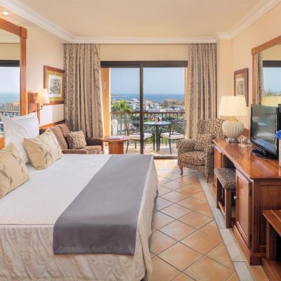 Suite Royal (4 adults + 2 children) GF Gran Costa Adeje***** Promo Code