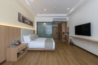 Qianshan Heyue Hotel