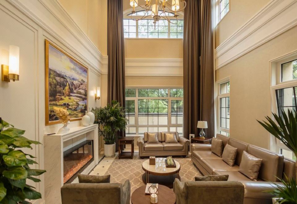 賢·美式田園山景墅居