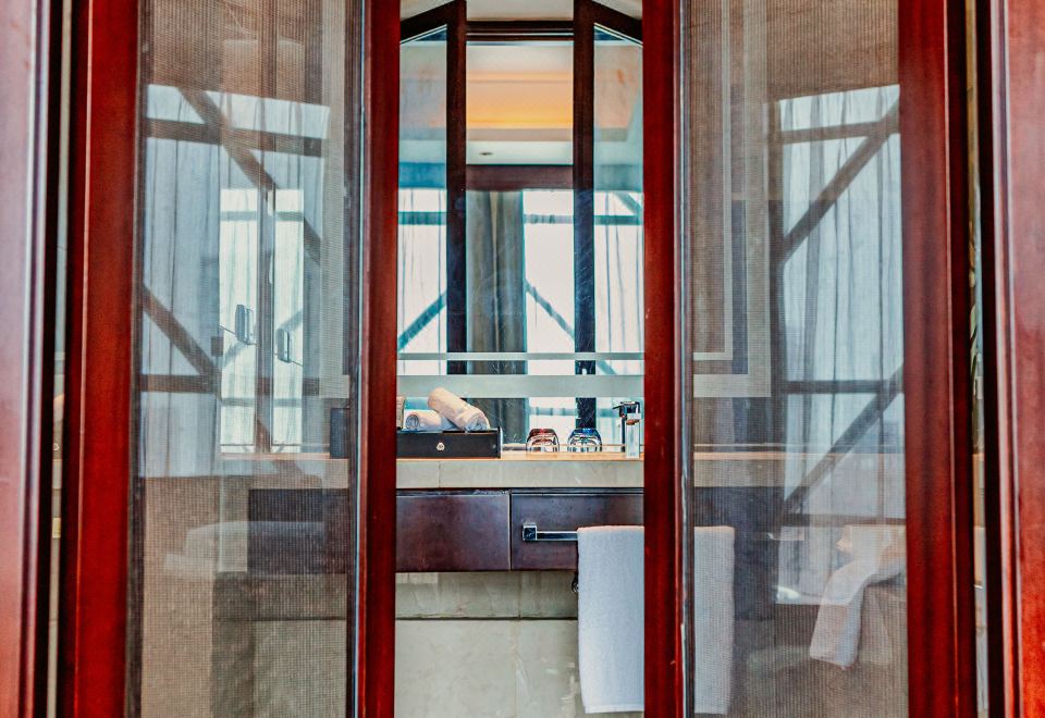 Lia! By Minyoun Chengdu Rezen Hotel (Chunxi Taikoo Li Store)Featured Suite