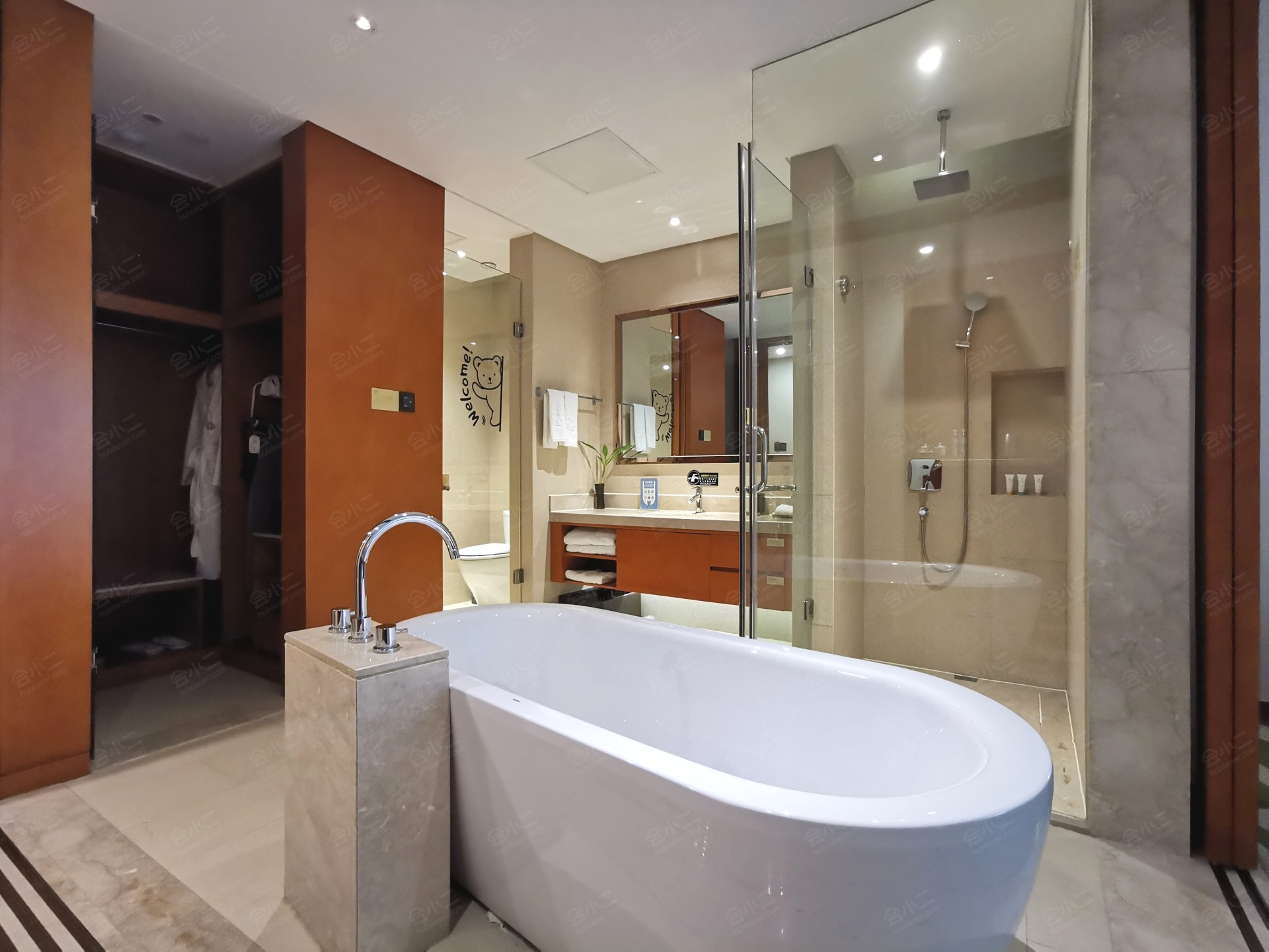 至尊水景大床房