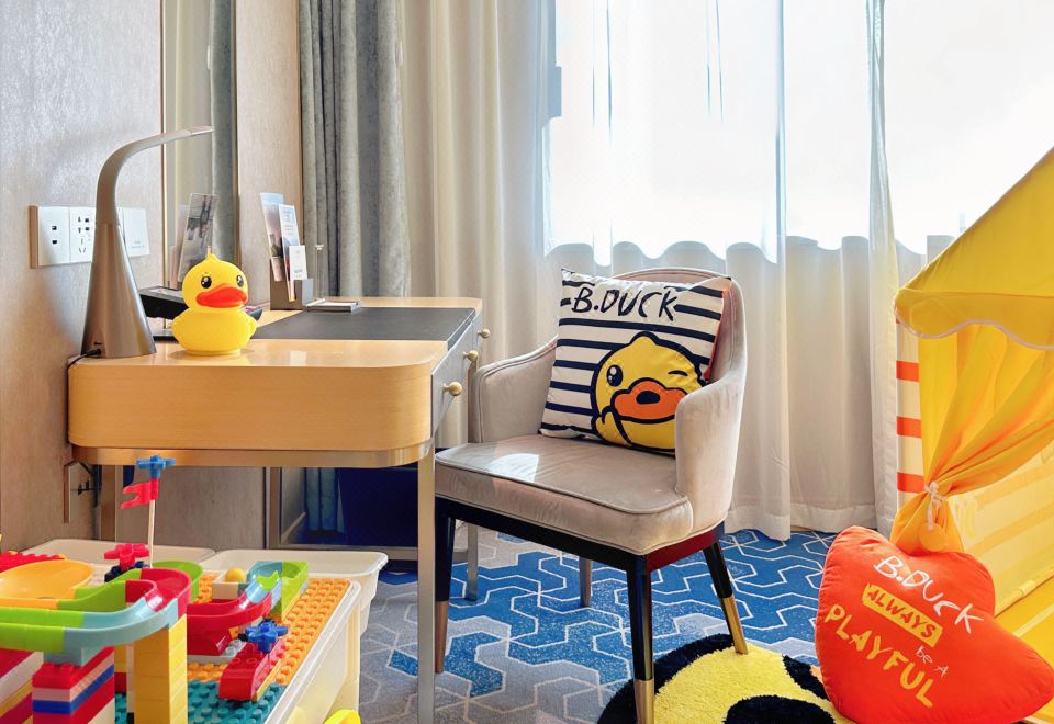 B.Duck小黄鸭主题亲子房