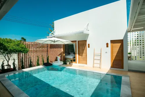 Sunn Lay Pool Villa
