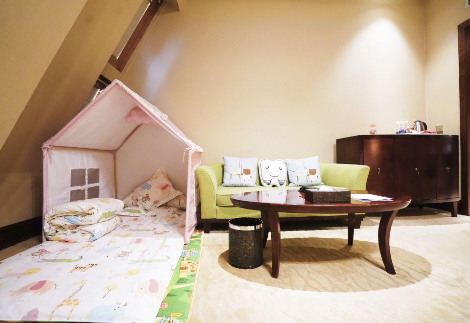 C座雅致亲子房