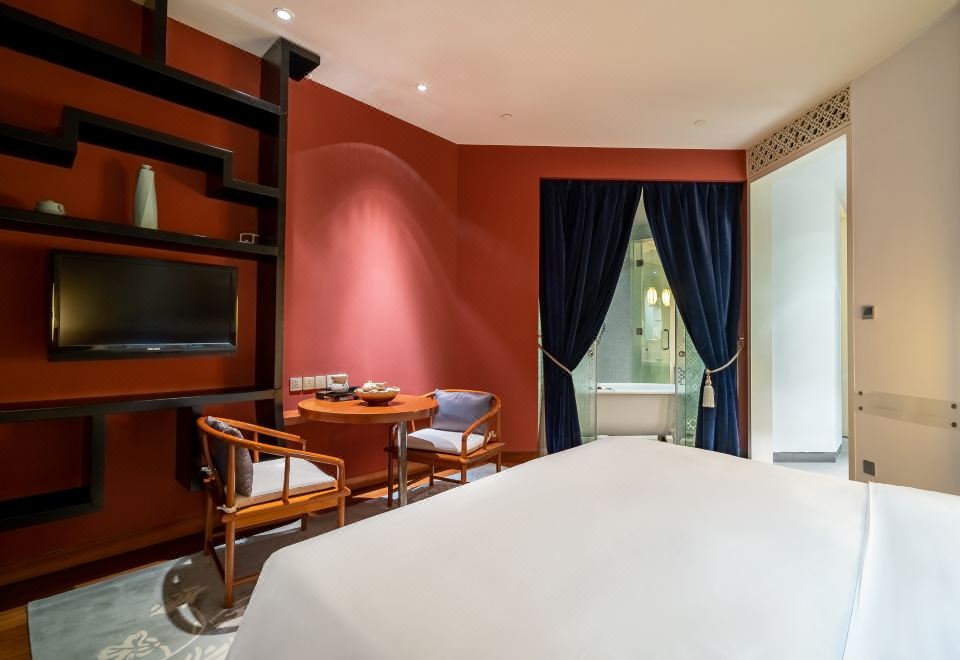 西溪豪华大床房