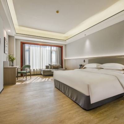 時尚大床房『浴缸|慵懶休閒大沙發|乾濕分離衛浴』 東莞滙華國際飯店優惠