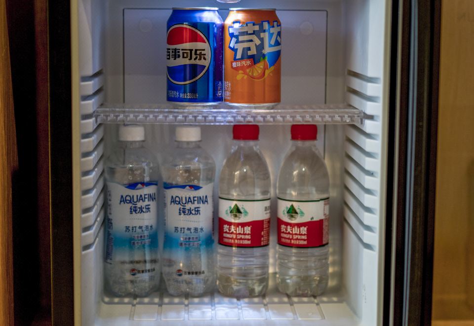 湖景阳台浴缸智能地暖套房A