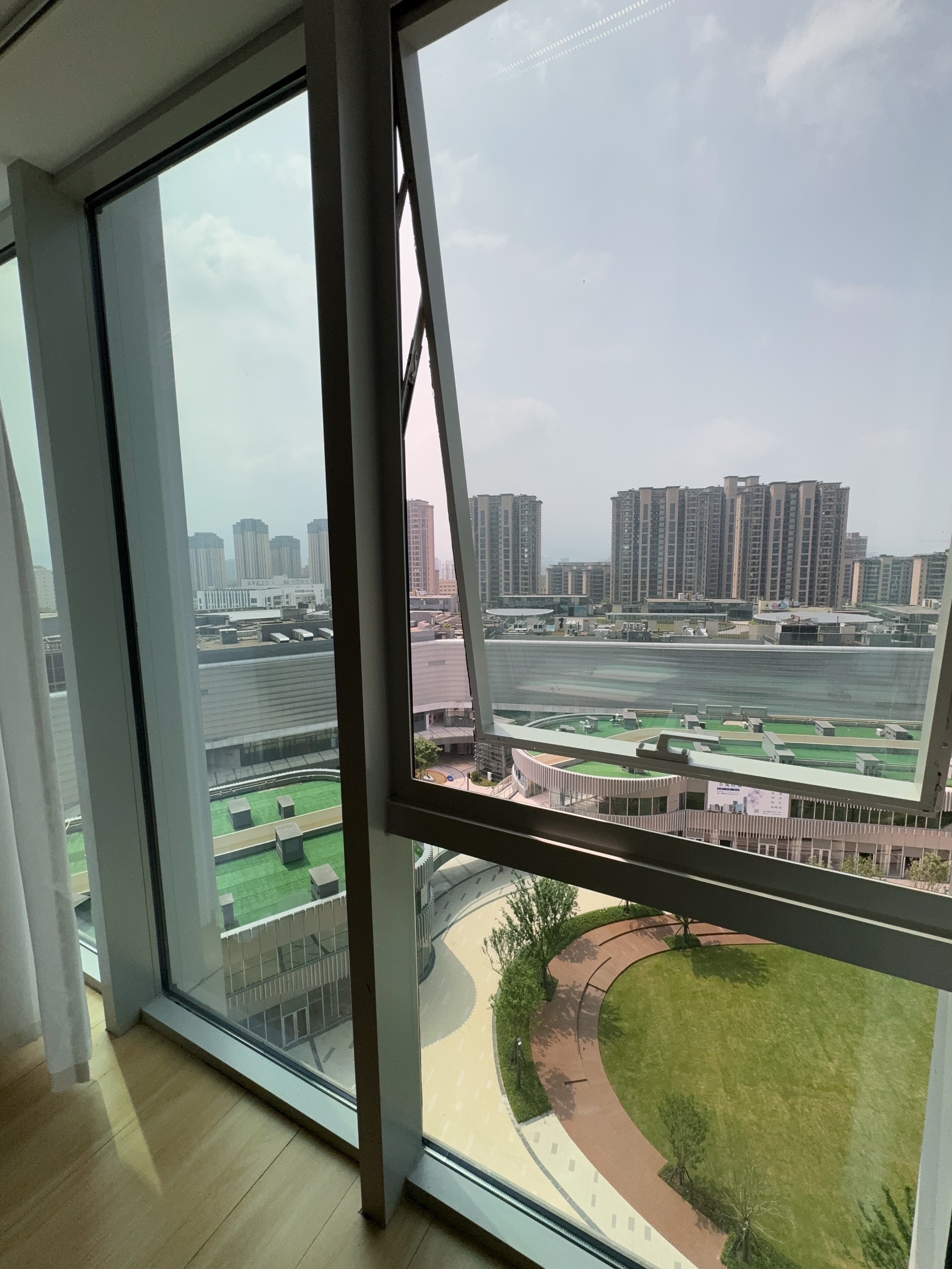 景悠-城景大床房（全屋智能+三区分离+智能马桶+落地窗