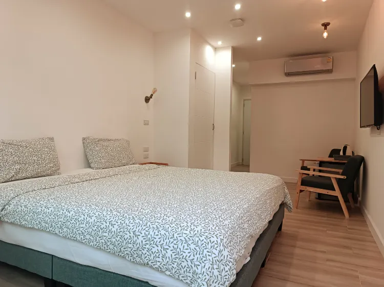 ห้องสแตนดาร์ด เตียงใหญ่ 1 เตียง