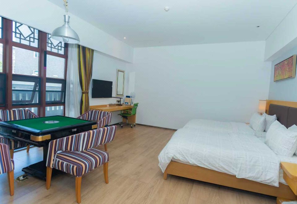 休闲棋牌双床房