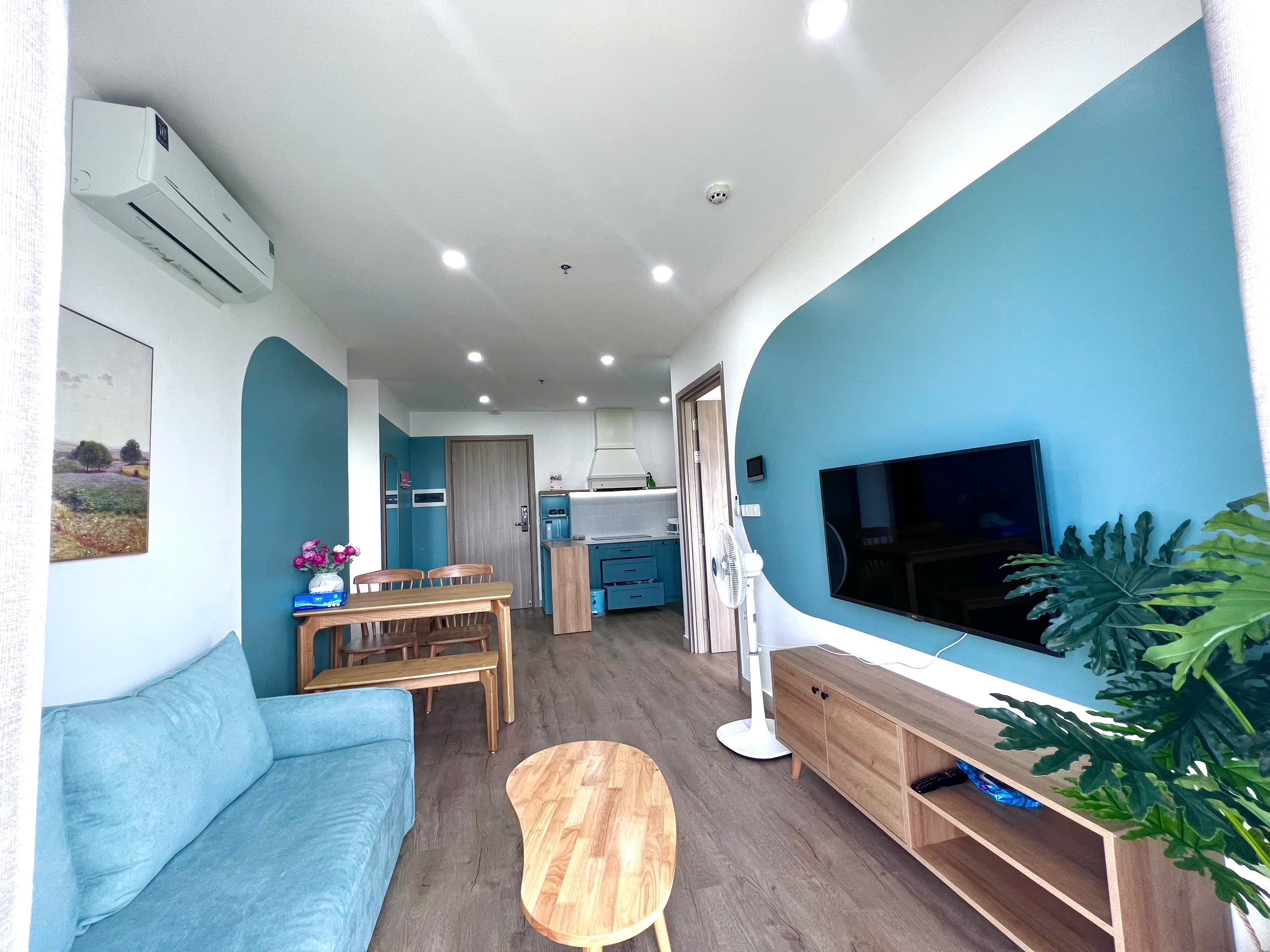 兩臥室陽臺公寓，城景+泳池