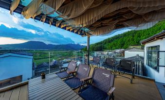 Tengchong Jingxin Valley Hot Spring Panoramic Inn (Heshun Ancient Town Branch) - Housity