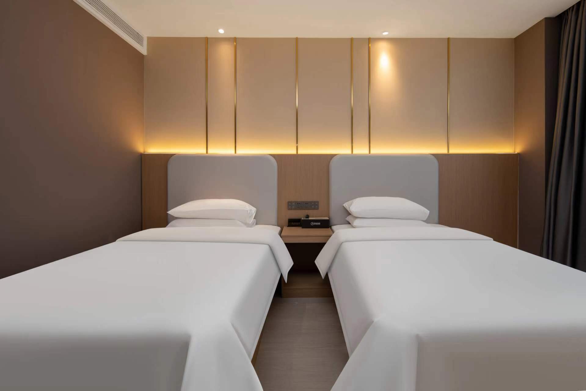 智能高级双床房（智能小度+零压梦百合床垫+地暖开放）