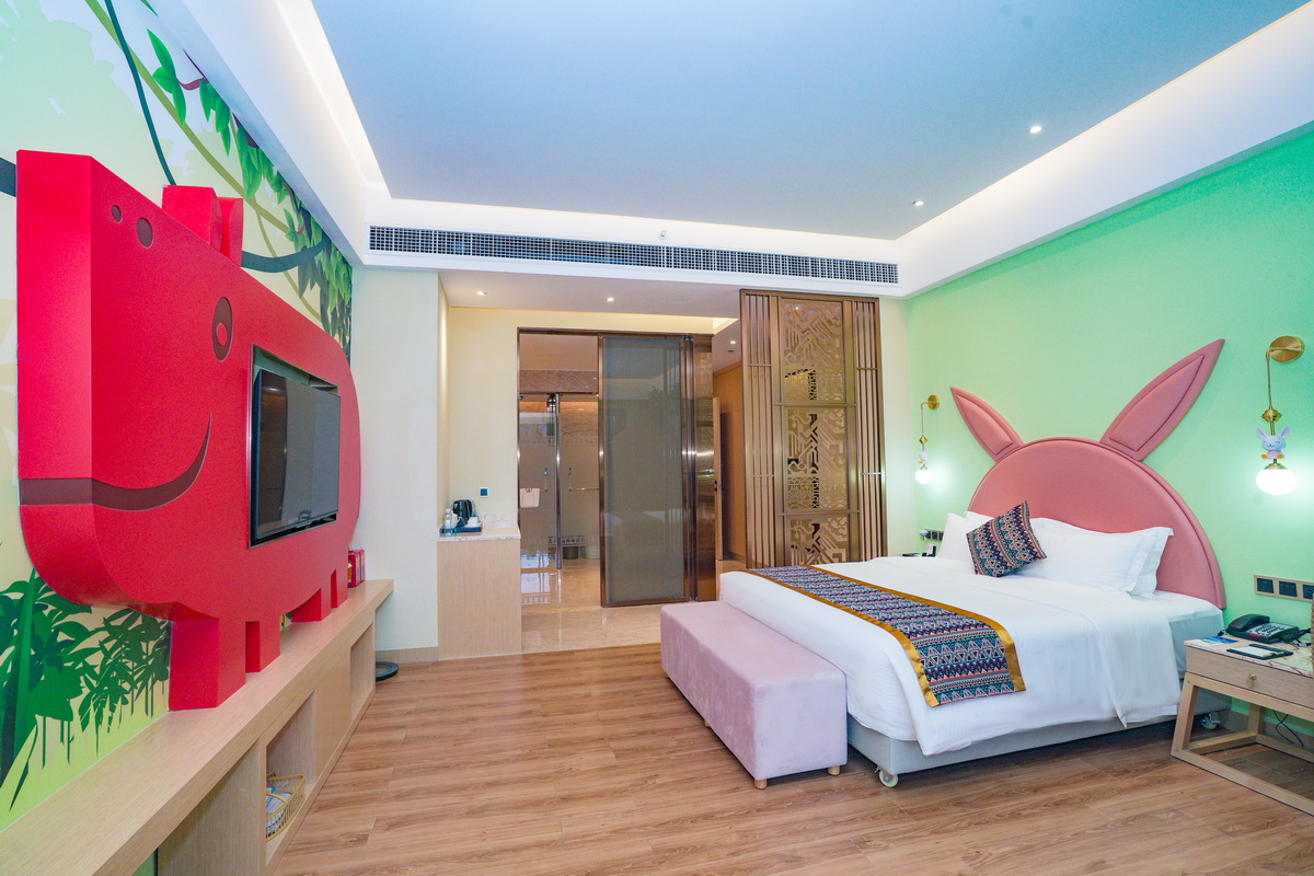 酒店B栋卡通大床房I独立泡池