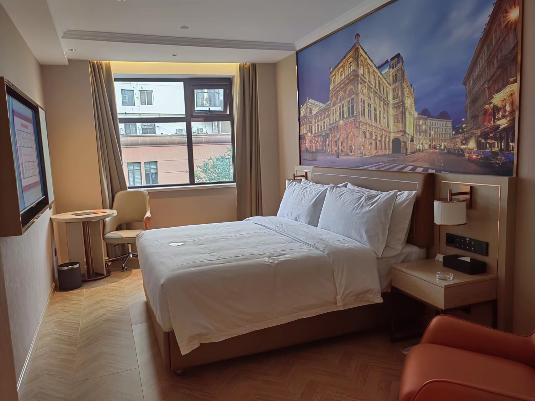 豪华大床房（智能客控）