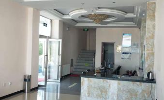 Zhenglan Qijiatai Business Hotel