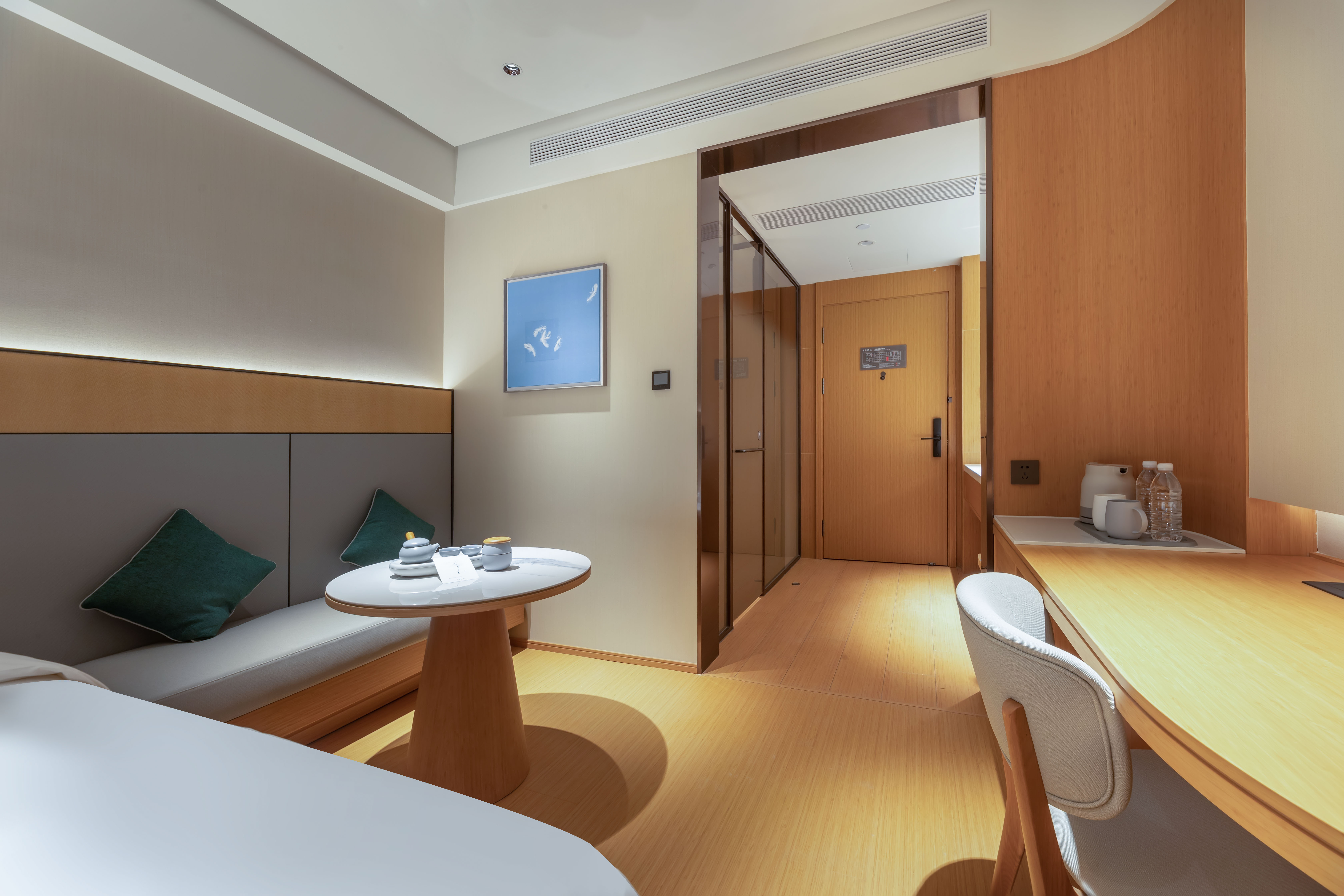 亲子家庭房（投屏65寸电视+小爱客控+智能马桶+小冰箱）