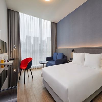 市景標準客房 台中公園智選假日飯店優惠