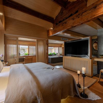 楓林畔|書裏-閑庭自在套房 麗江雲見棲舍客棧優惠