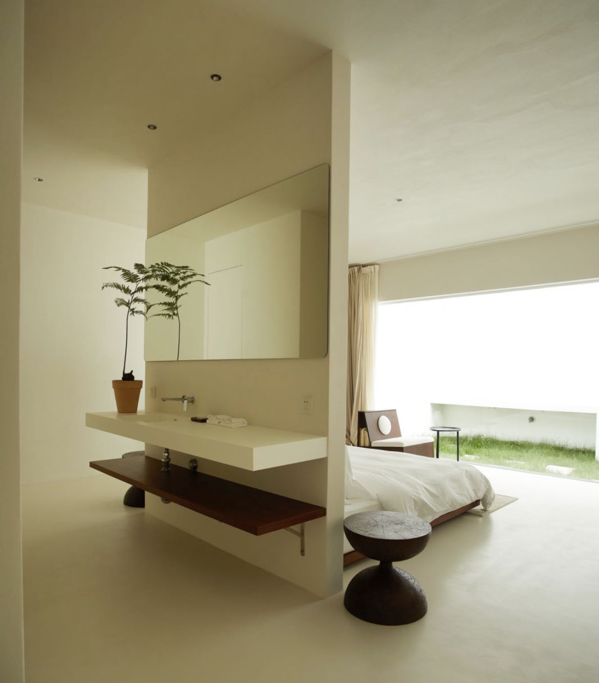 哈哈哈哈哈 丨园景泡池大床房（全屋进口微水泥，科勒衞浴，金可儿床垫，网红冰箱）