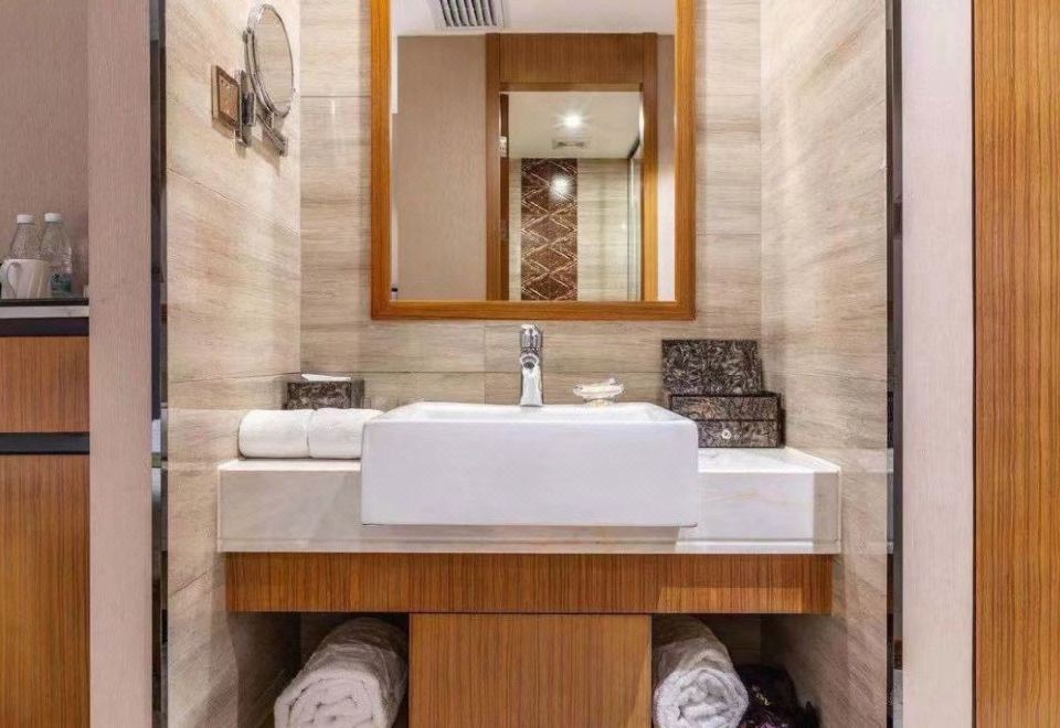 GreenTree Eastern Hotel (Xiamen Zhongshan Road Pedestrian Street)Guestroom (2 beds)